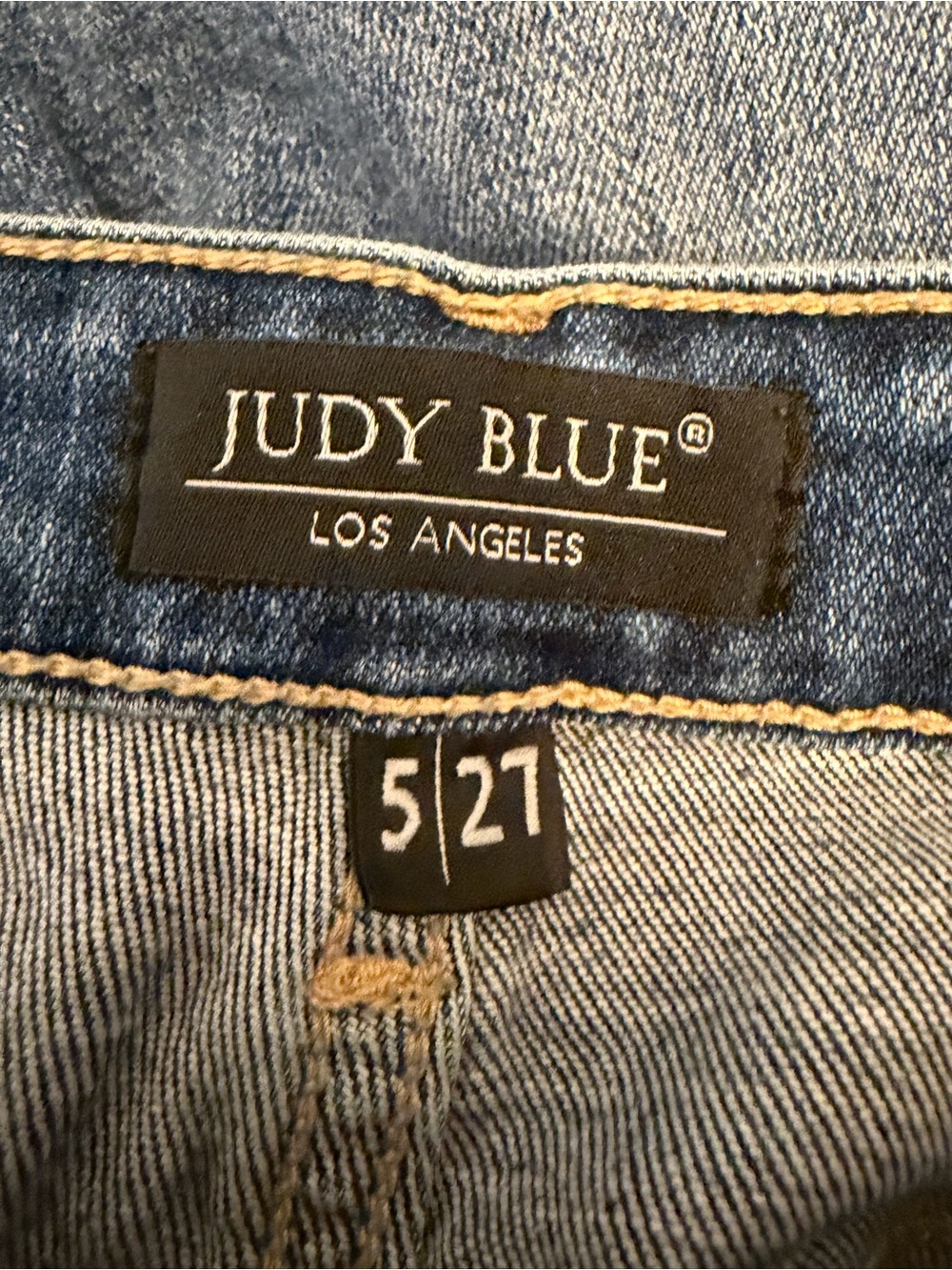 Judy Blue 💙 High Rise Distressed Boyfriend Jeans Size 5/27 - Weekend Jeans - Picture 4 of 7
